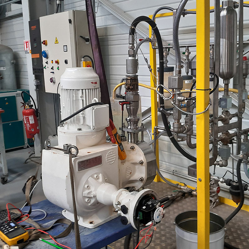 pompe MRE au banc d'essai 